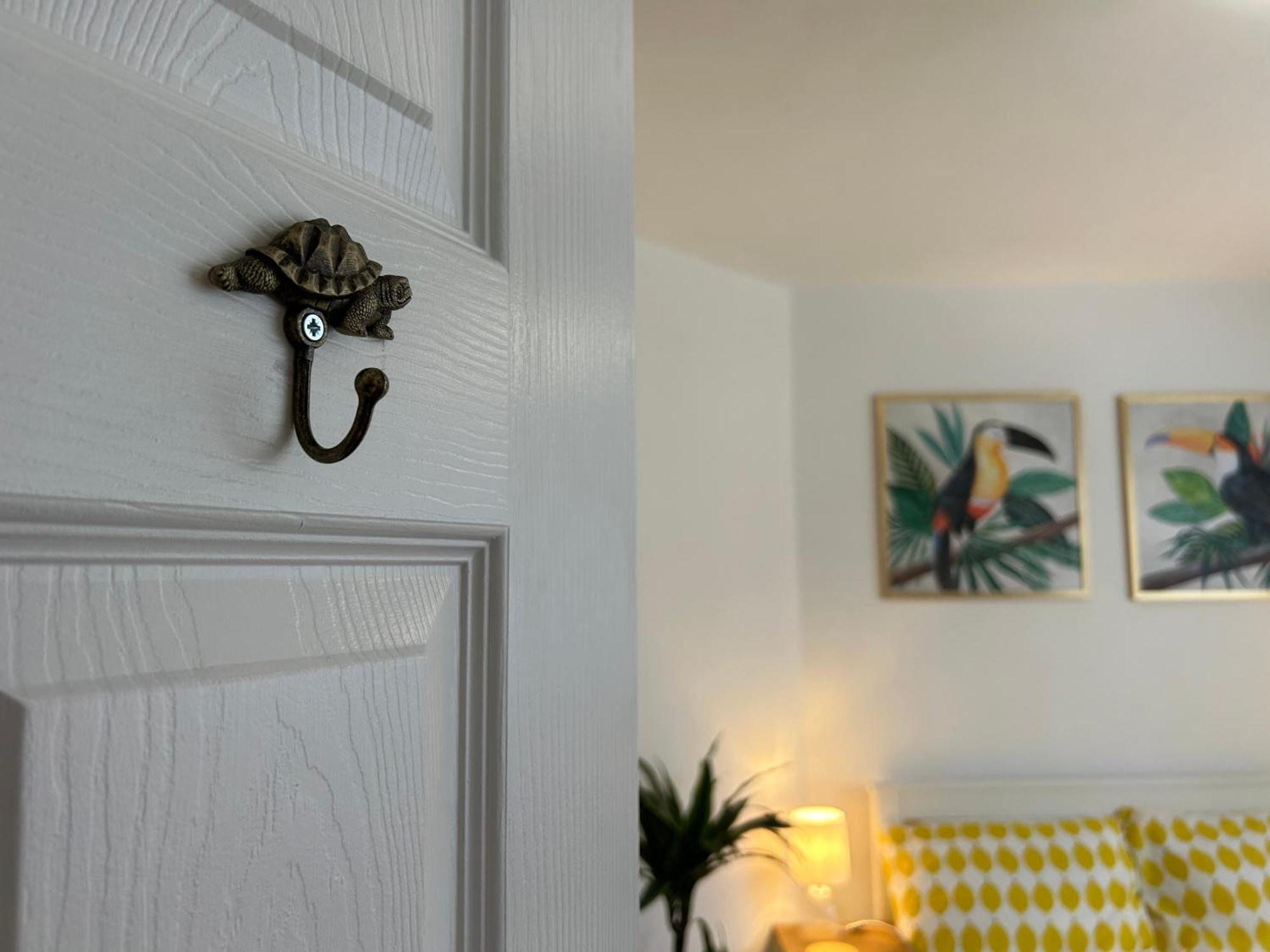 Urban Escape Entire Apartment Near Uni And Hospital Southampton Extérieur photo